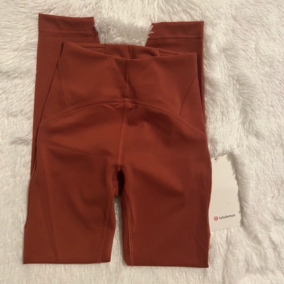 Lululemon InStill High Rise Leggings 25” - Picture 10 of 11